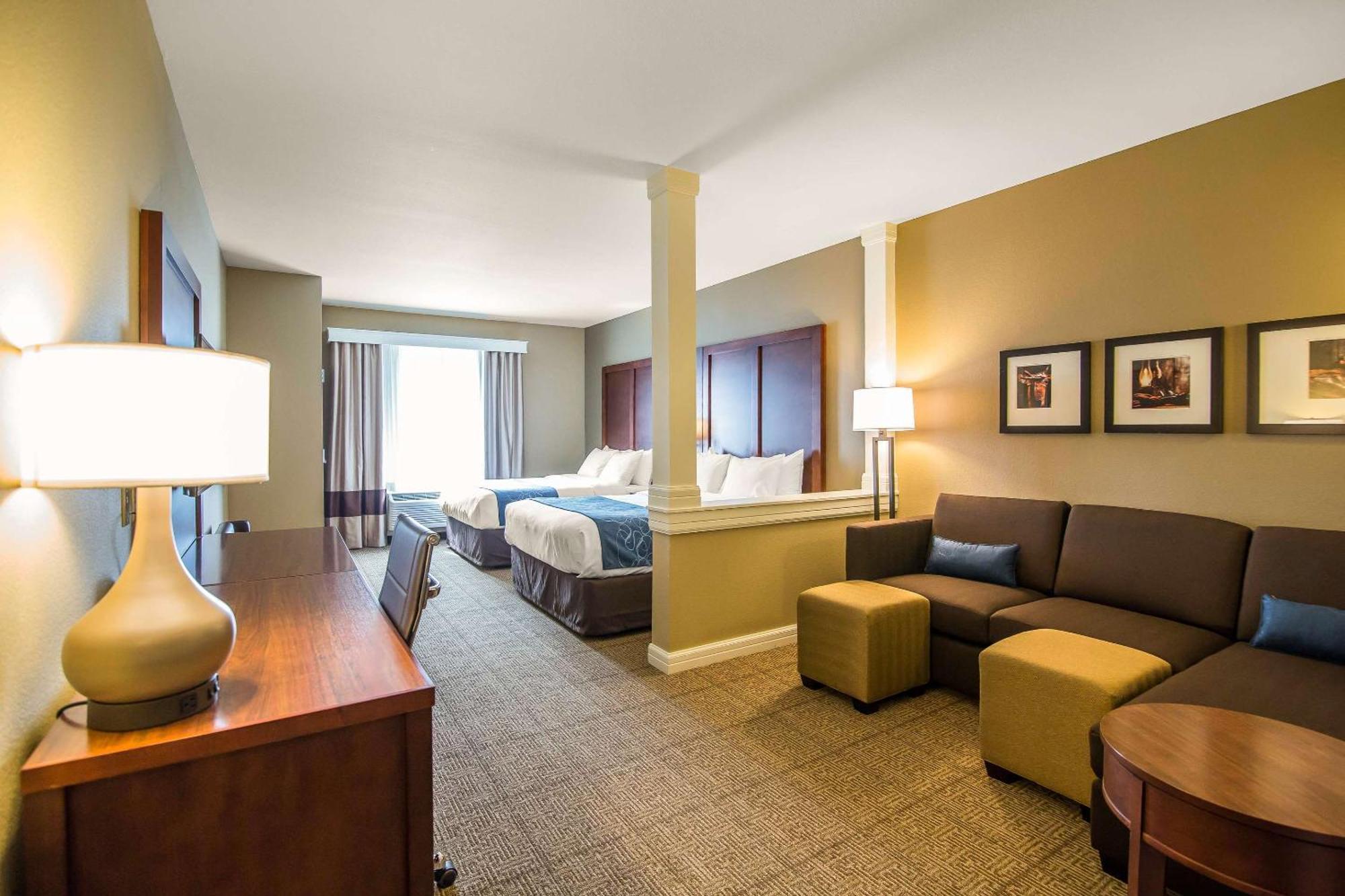 Comfort Suites - Dodge City Exterior foto