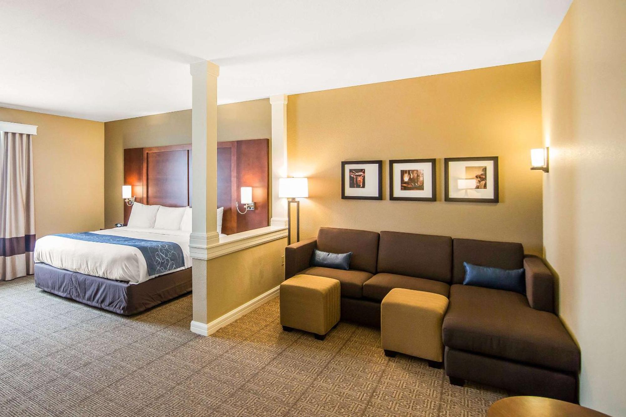 Comfort Suites - Dodge City Exterior foto
